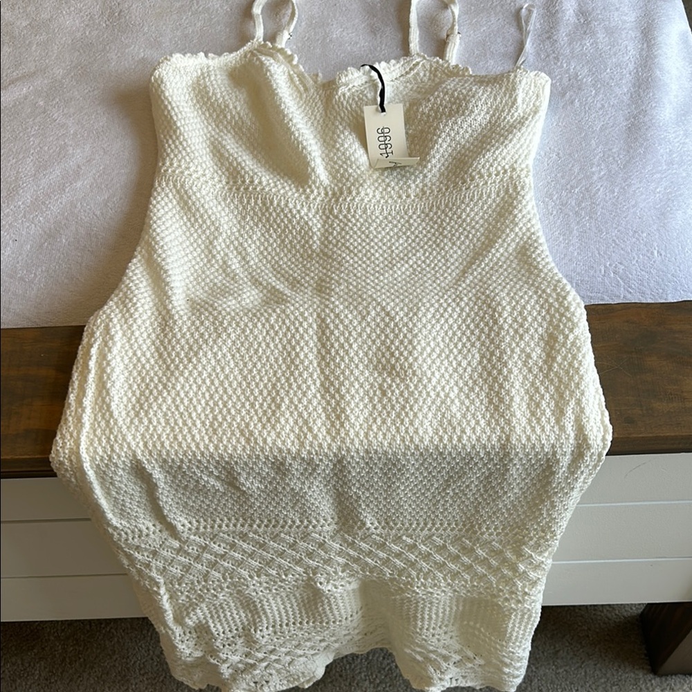 Crochet dress. Beach, engagement photo, senior year,